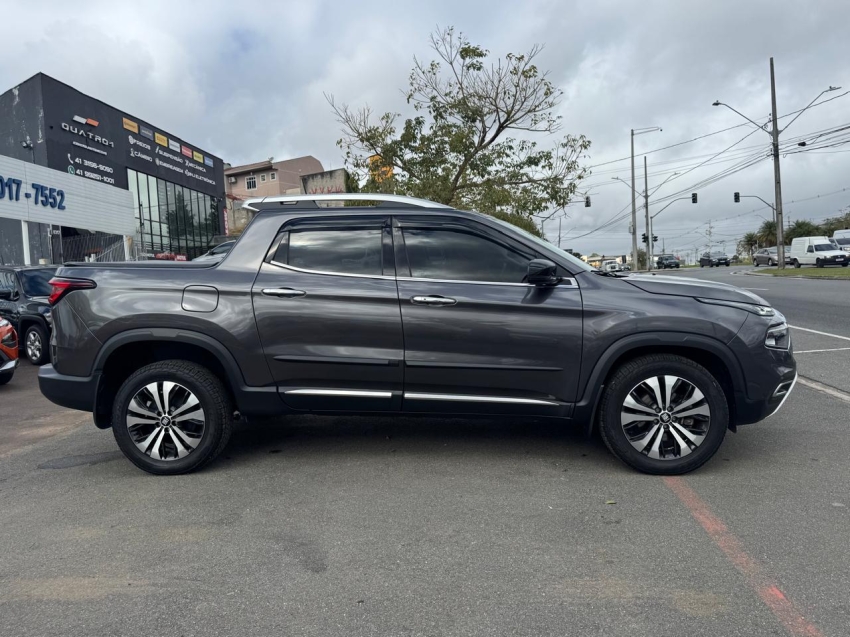fiat toro 2.0 16v turbo diesel volcano 4wd at9 4p automatico 20257