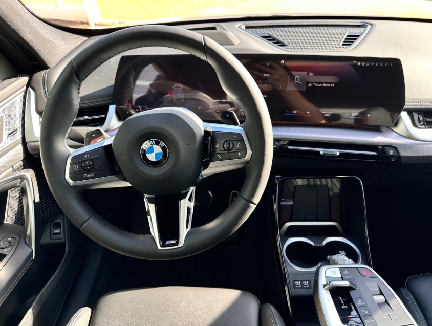 bmw x1 2.0 16v turbo gasolina sdrive20i m sport steptronic 5p automatico 2025