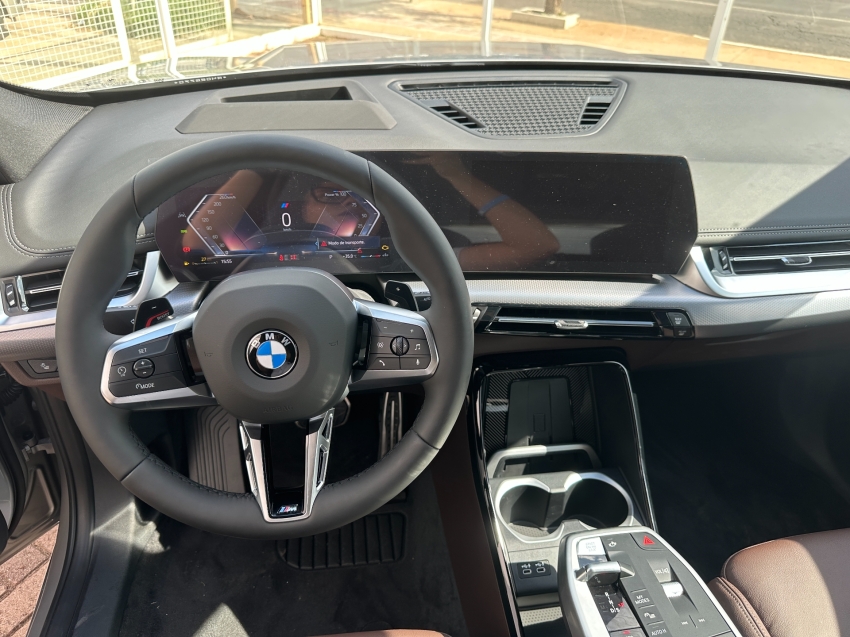bmw x1 2.0 16v turbo gasolina sdrive20i m sport steptronic 5p automatico 2025