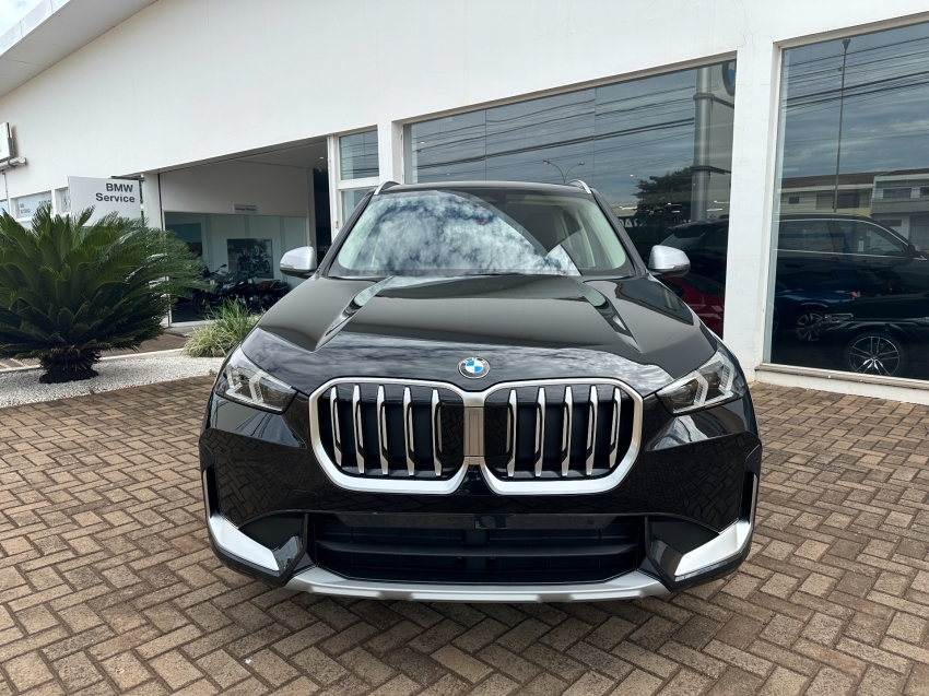 bmw x1 2.0 16v turbo gasolina sdrive20i x-line steptronic 5p automatico 2025