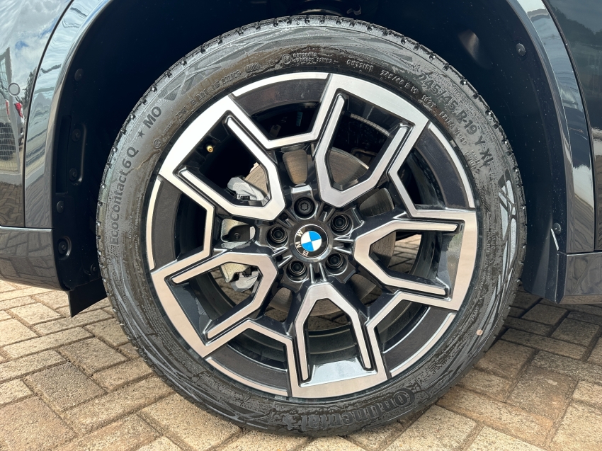bmw x1 2.0 16v turbo gasolina sdrive20i x-line steptronic 5p automatico 2025