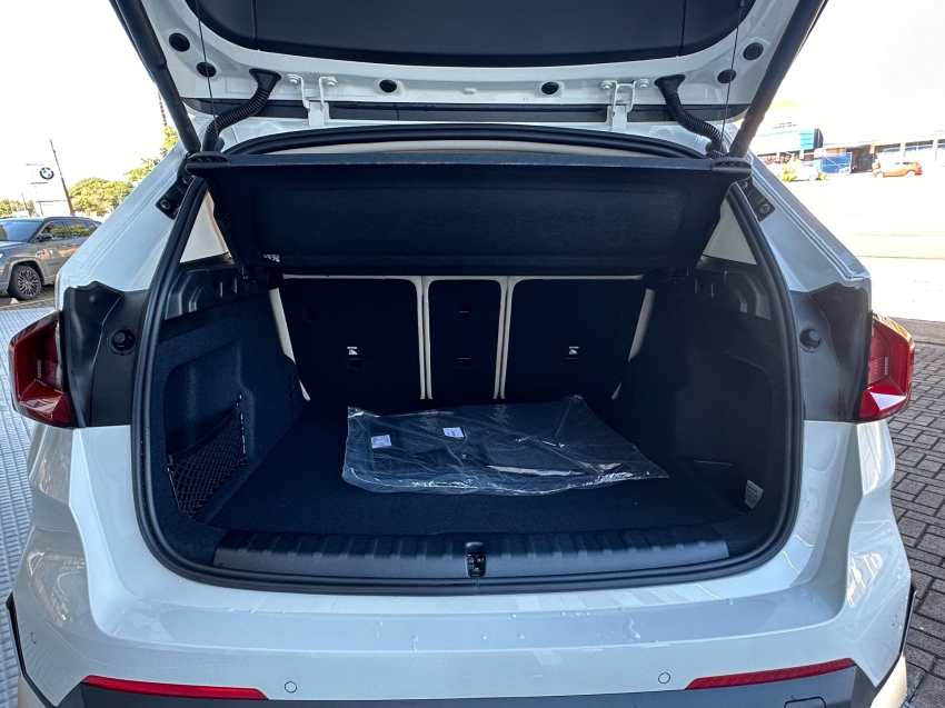 bmw x1 1.5 12v turbo gasolina sdrive18i gp steptronic 5p automatico 2025