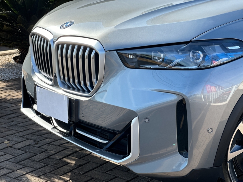 bmw x5 3.0 i6 turbo hibrido xdrive50e x-line automatico 5p 2025