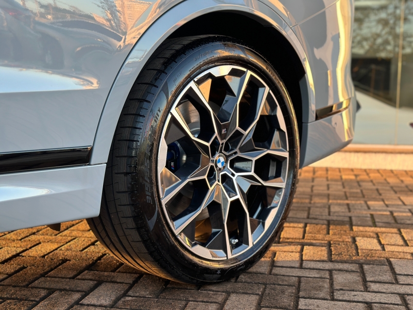 bmw x7 4.4 v8 gasolina m60i steptronic 4p automatico 2024