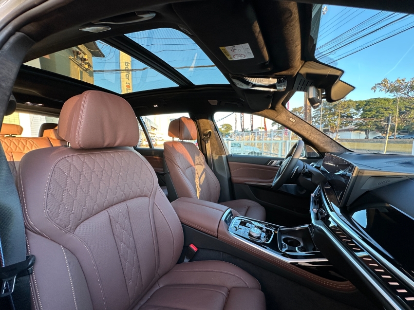 bmw x7 4.4 v8 gasolina m60i steptronic 4p automatico 2024