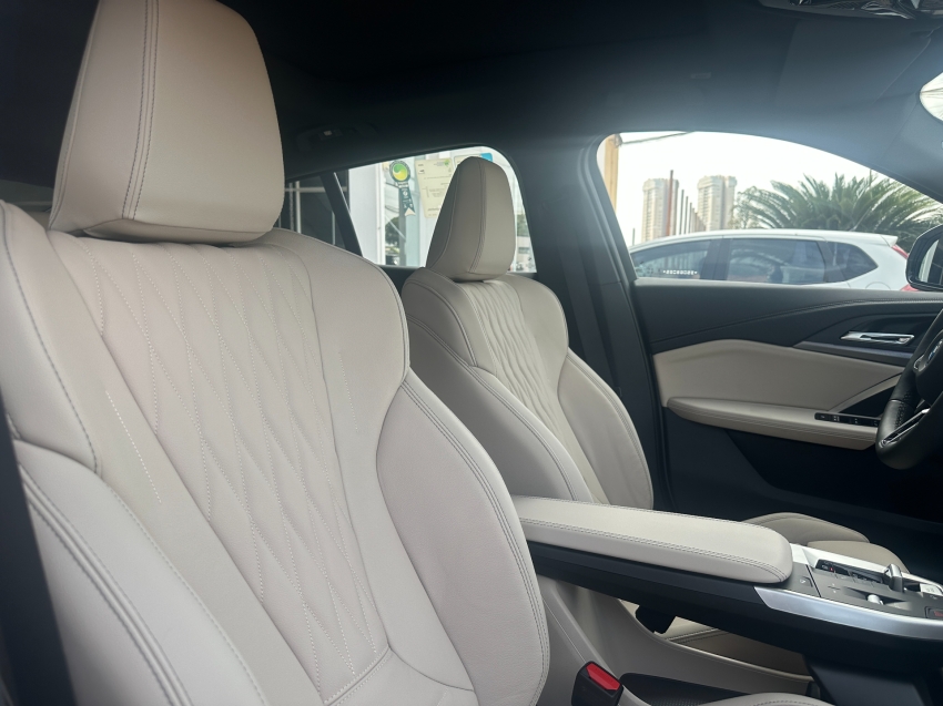 bmw ix2 64,8 kw eletrico xdrive30 m sport 2.0 4p automatico 2025