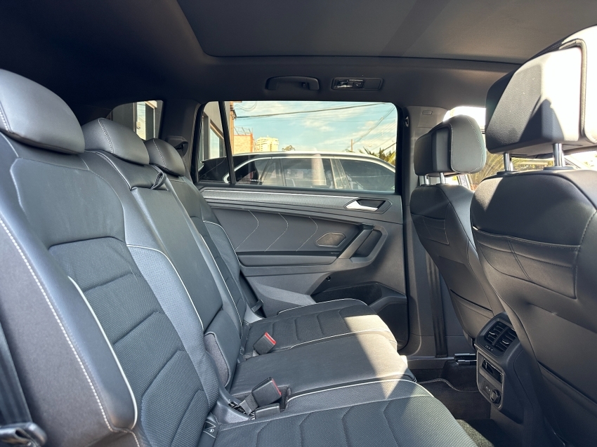 volkswagen tiguan 2.0 300 tsi gasolina allspace r-line automatico 2024