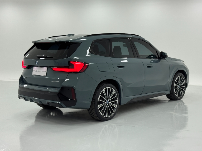 bmw ix1 eletrico xdrive30 m sport 3.0 5p automatico 2024