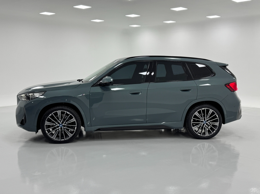 bmw ix1 eletrico xdrive30 m sport 3.0 5p automatico 2024