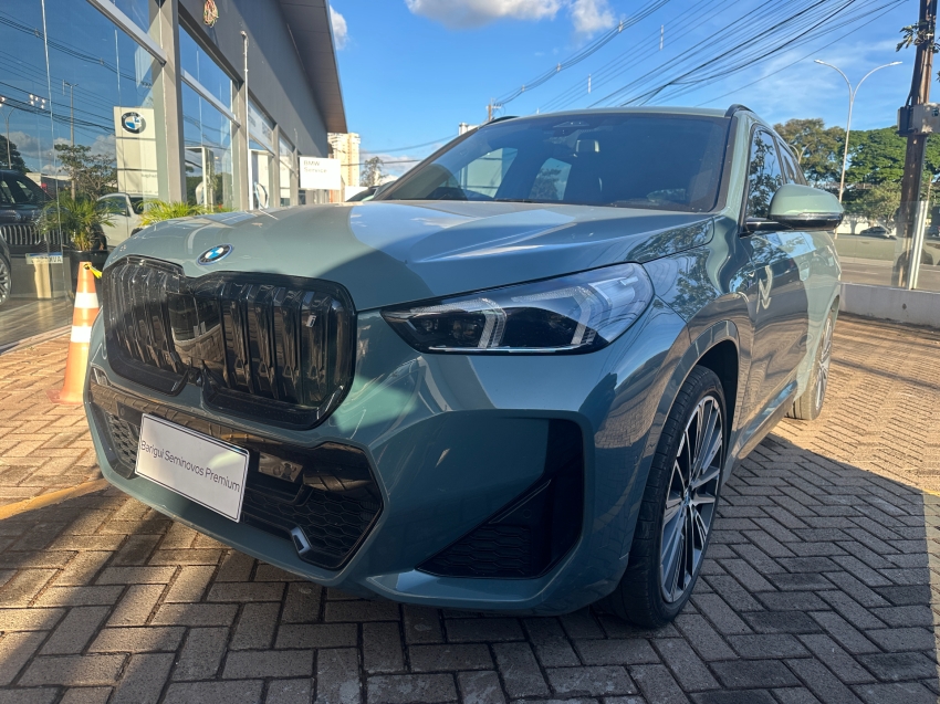 bmw ix1 eletrico xdrive30 m sport 3.0 5p automatico 2024