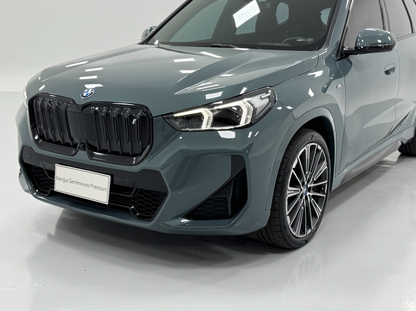 bmw ix1 eletrico xdrive30 m sport 3.0 5p automatico 2024