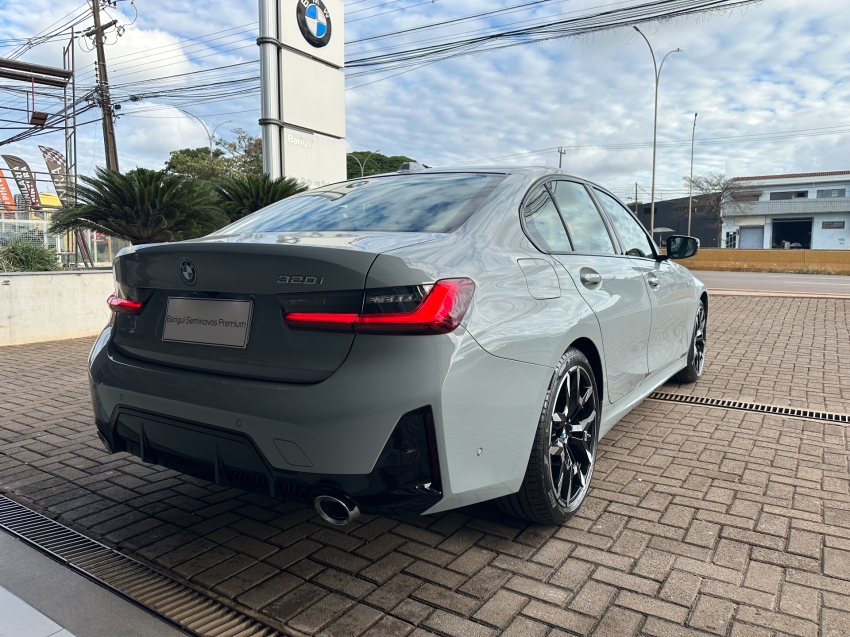 bmw 320i 2.0 16v turbo flex m sport 10th anniversary edition automatico 4p 2025