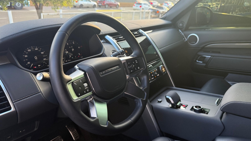 land rover discovery 3.0 d300 turbo diesel mhev metropolitan edition automatico hibrido 4p 2023