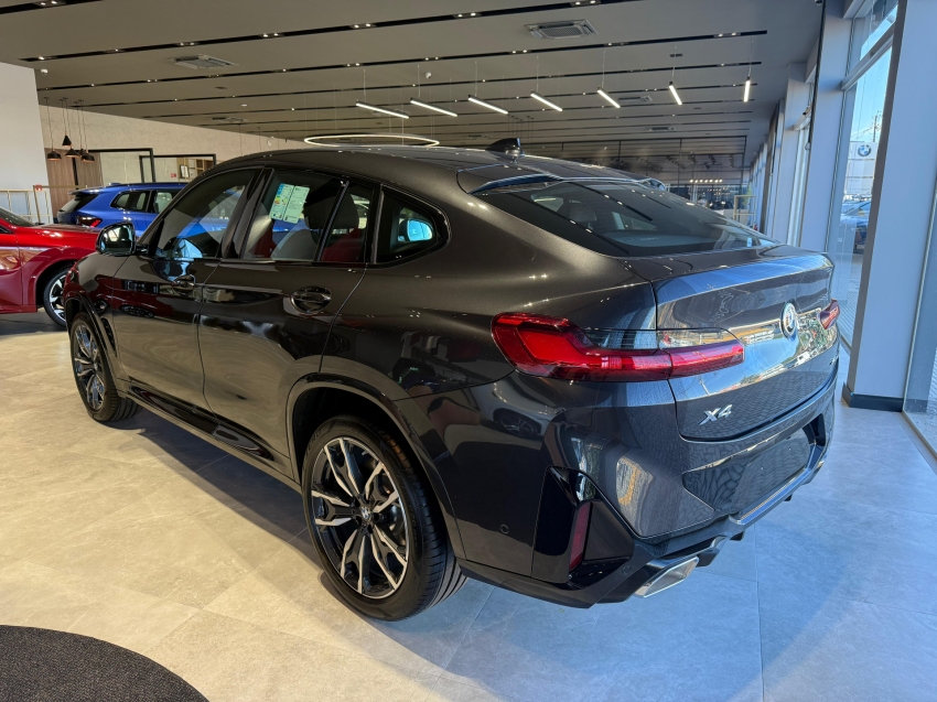 bmw x4 2.0 16v gasolina xdrive20i m sport steptronic 4p automatico 2025