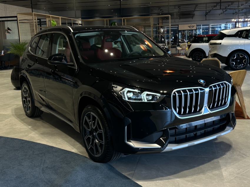 bmw x1 2.0 16v turbo gasolina sdrive20i x-line steptronic 4p automatico 2025