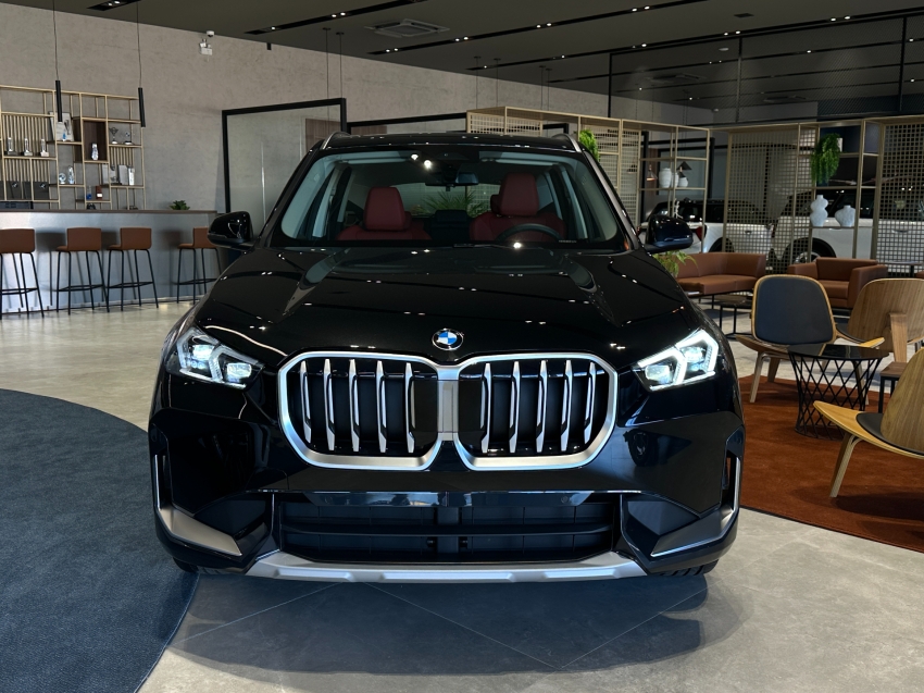 bmw x1 2.0 16v turbo gasolina sdrive20i x-line steptronic 4p automatico 2025