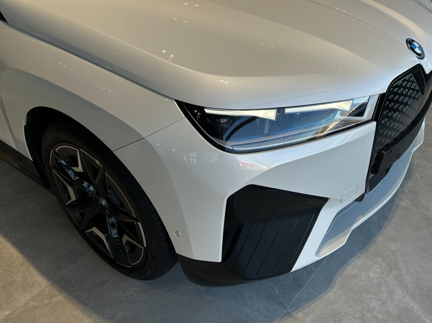 bmw ix eletrico xdrive50 sport 3.0 4p automatico 2025