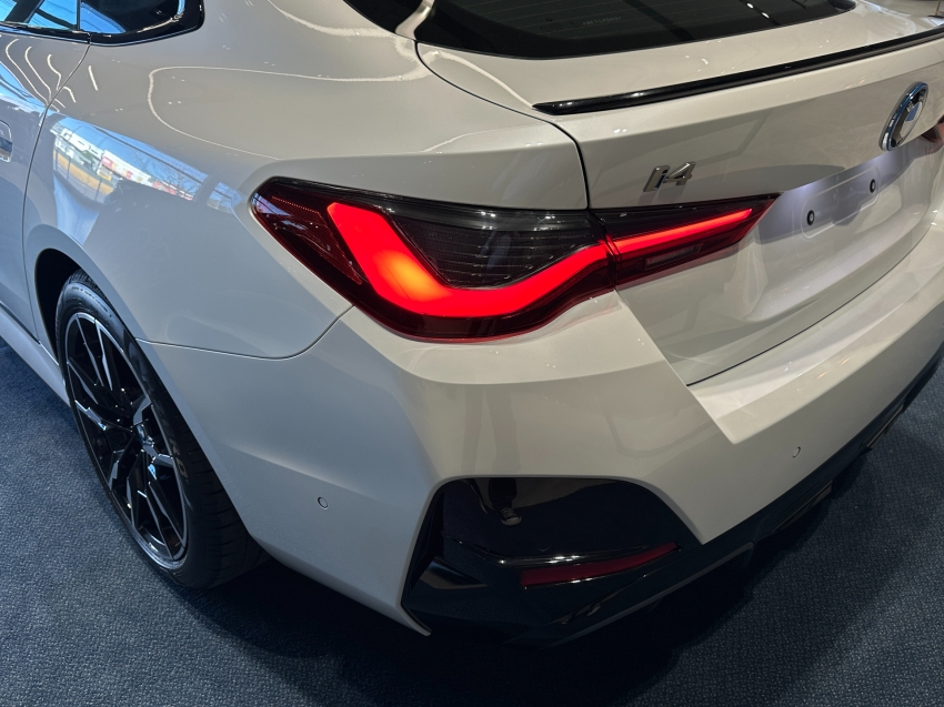 bmw i4 eletrico m50 3.0 4p automatico 2024