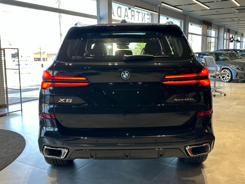 bmw x5 3.0 i6 turbo hibrido xdrive50e m sport automatico 4p 2025