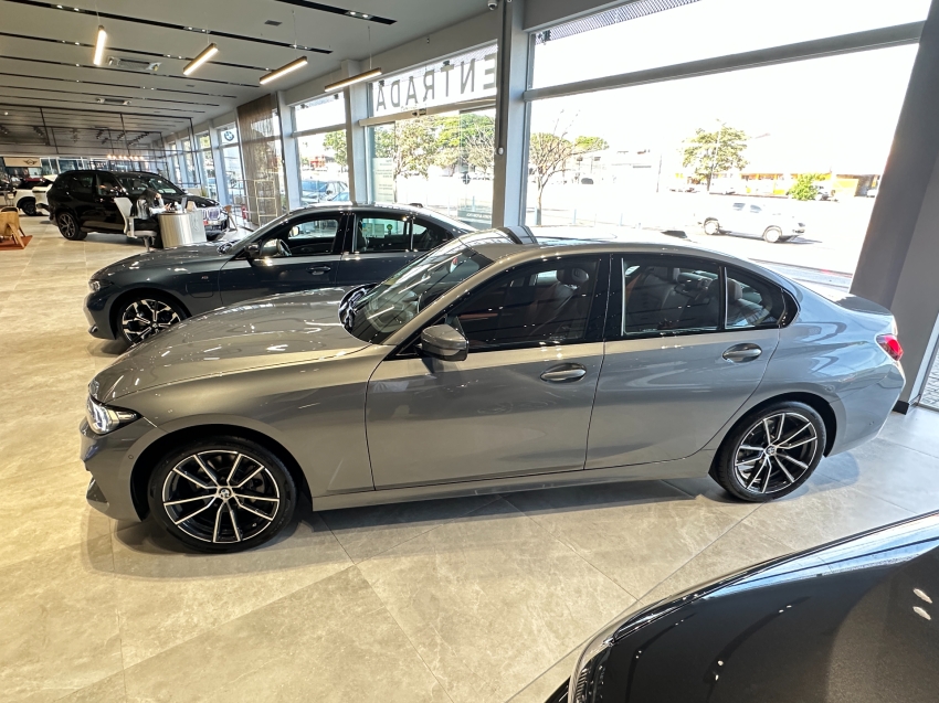 bmw 320i 2.0 16v turbo flex sport gp automatico 4p 2025