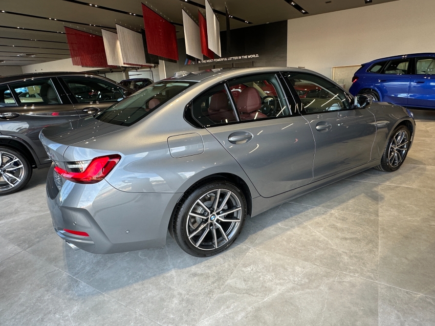 bmw 320i 2.0 16v turbo flex sport gp automatico 4p 2025