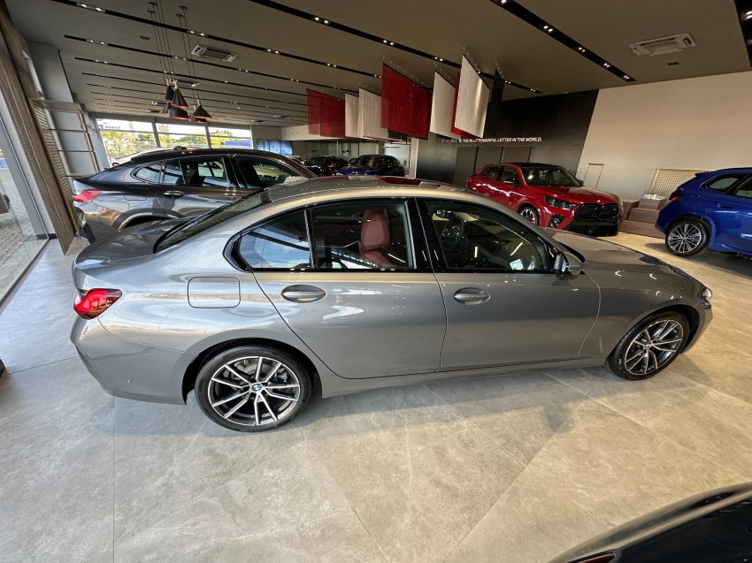 bmw 320i 2.0 16v turbo flex sport gp automatico 4p 2025
