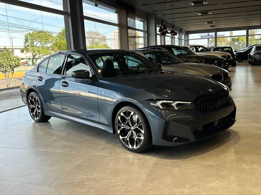 bmw 330e 2.0 16v turbo hibrido m sport automatico 4p 2025