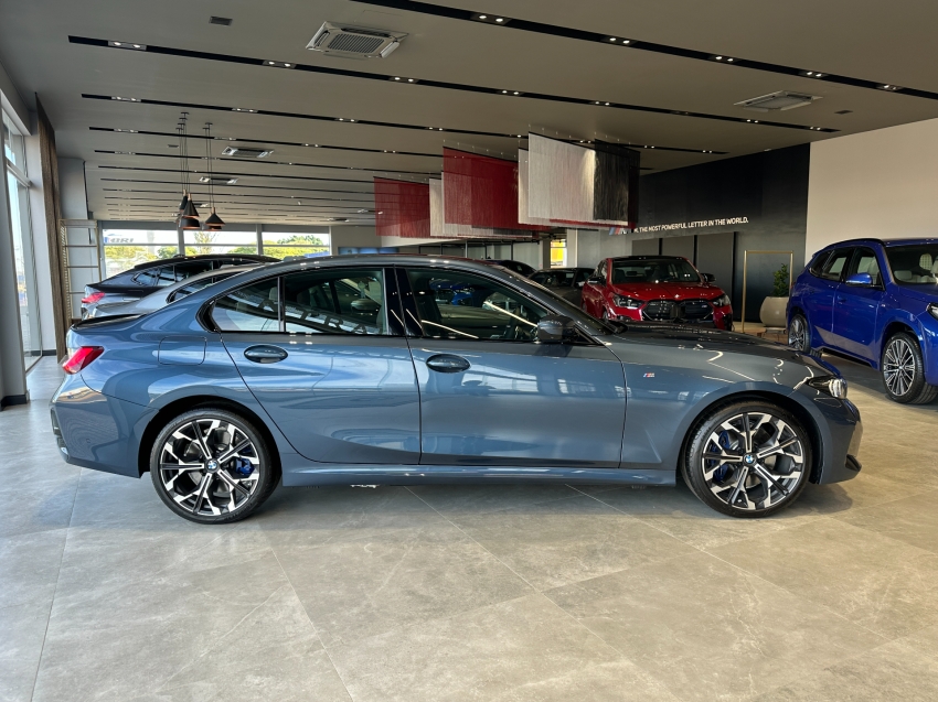 bmw 330e 2.0 16v turbo hibrido m sport automatico 4p 2025