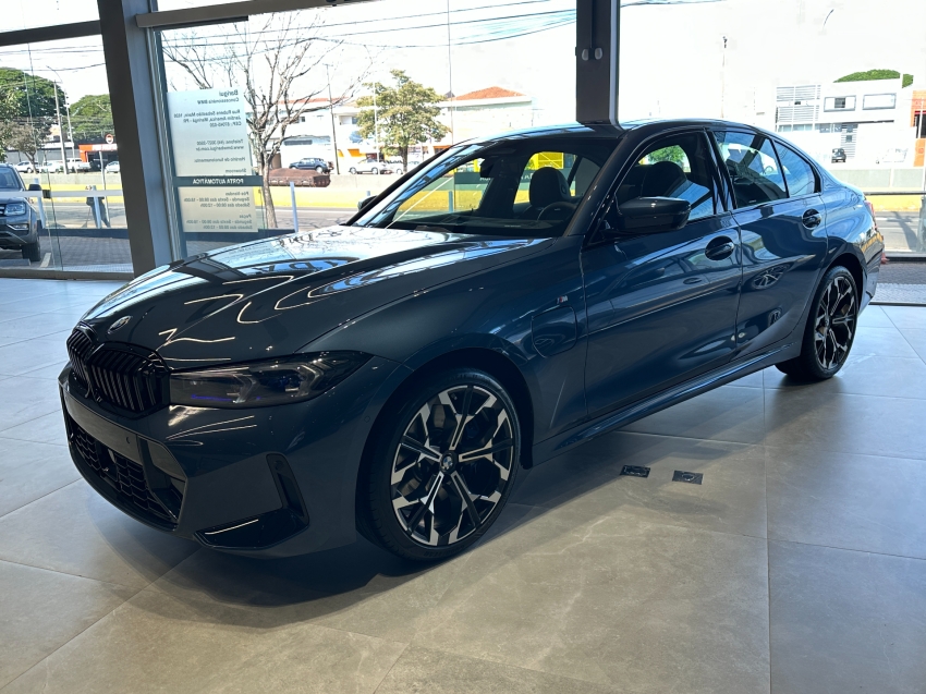 bmw 330e 2.0 16v turbo hibrido m sport automatico 4p 2025