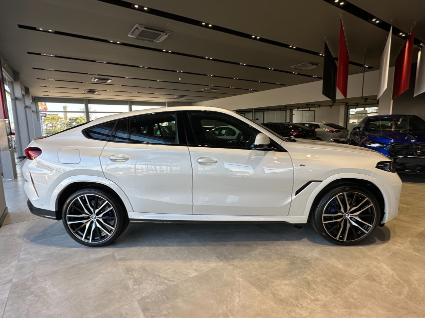 bmw x6 3.0 twinpower gasolina xdrive40i m sport automatico 4p 2025