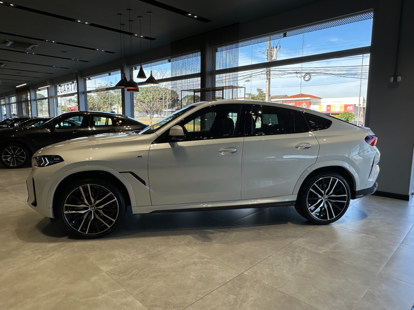bmw x6 3.0 twinpower gasolina xdrive40i m sport automatico 4p 2025