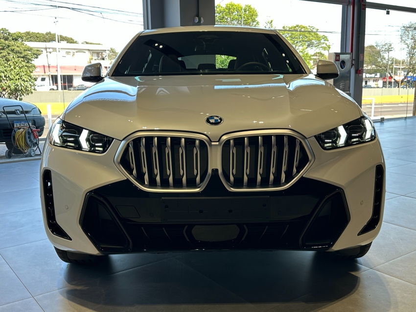 bmw x6 3.0 twinpower gasolina xdrive40i m sport automatico 4p 2025