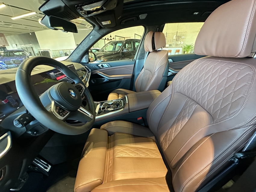 bmw x7 4.4 v8 gasolina m60i steptronic 4p automatico 2025