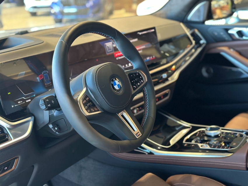 bmw x7 4.4 v8 gasolina m60i steptronic 4p automatico 2025