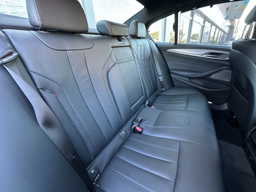 bmw 530e 2.0 16v twinpower hibrido m sport automatico 4p 2019