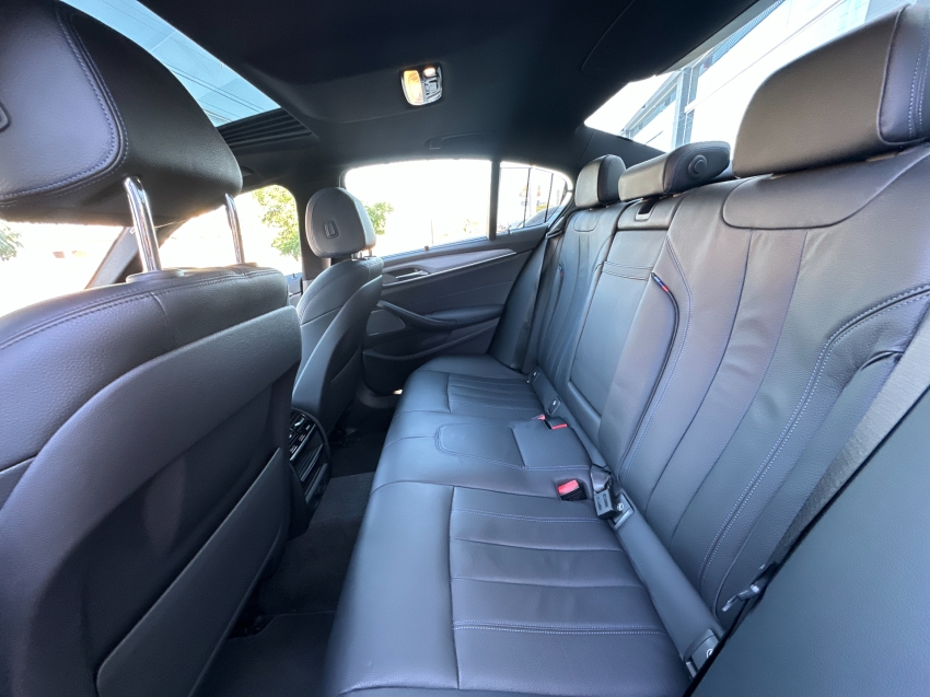 bmw 530e 2.0 16v twinpower hibrido m sport automatico 4p 2019