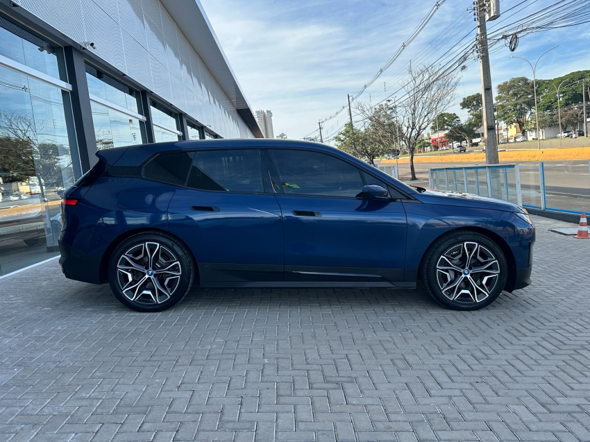 bmw ix eletrico xdrive40 2.0 4p automatico 2024