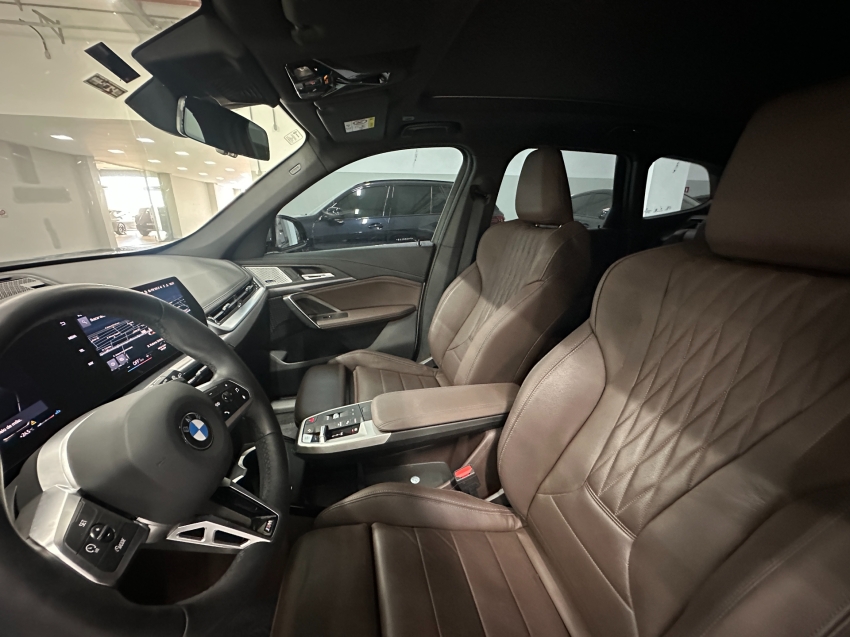 bmw x1 2.0 16v turbo gasolina sdrive20i m sport steptronic 4p automatico 2023