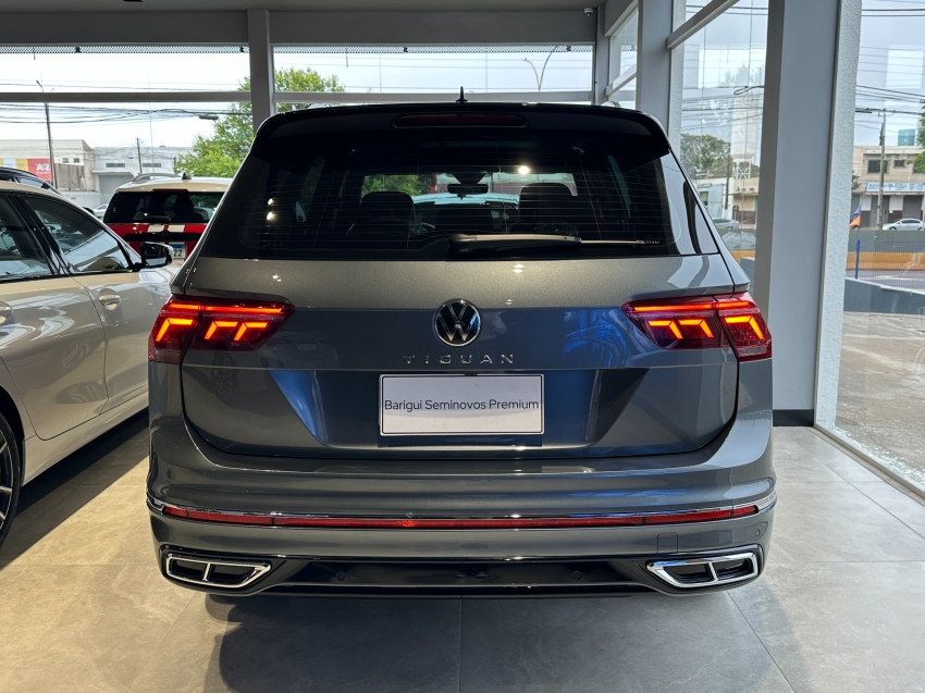 volkswagen tiguan 2.0 300 tsi gasolina allspace r-line automatico 4p 2024