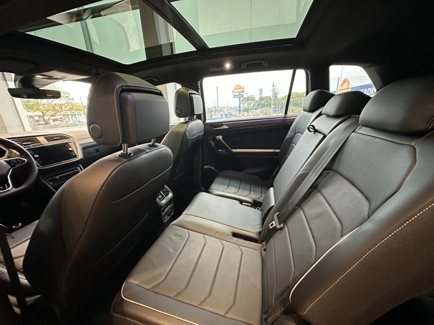 volkswagen tiguan 2.0 300 tsi gasolina allspace r-line automatico 4p 2024