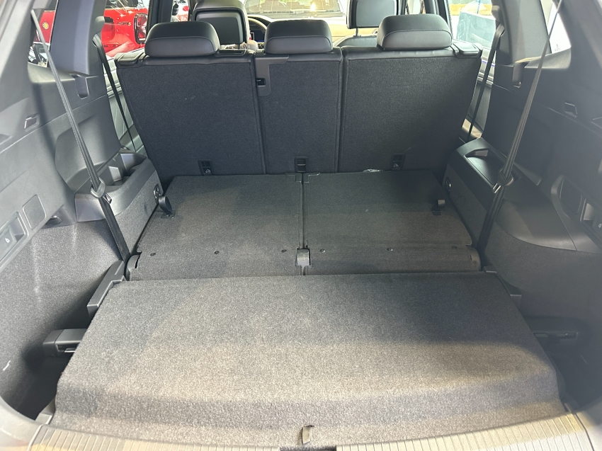 volkswagen tiguan 2.0 300 tsi gasolina allspace r-line automatico 4p 2024