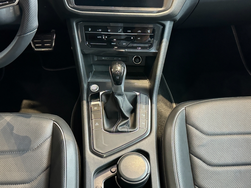volkswagen tiguan 2.0 300 tsi gasolina allspace r-line automatico 4p 2024