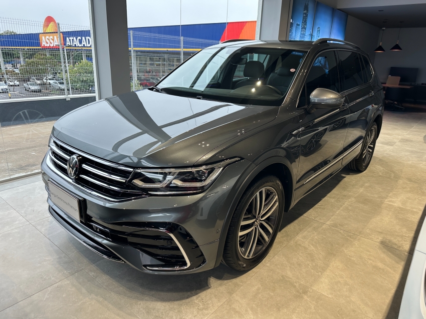 volkswagen tiguan 2.0 300 tsi gasolina allspace r-line automatico 4p 2024