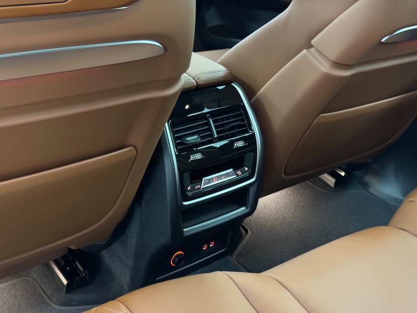 bmw x7 4.4 v8 gasolina m60i steptronic 4p automatico 2025
