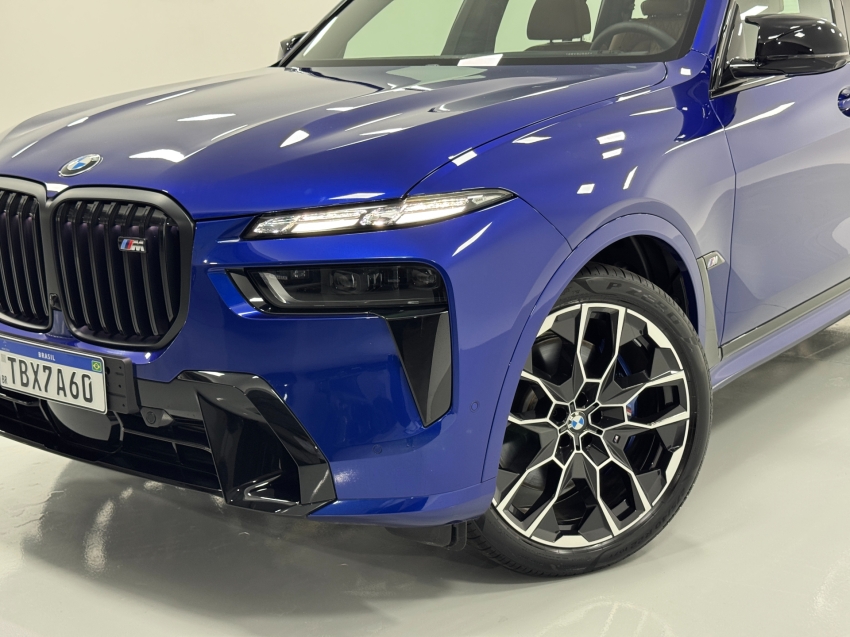 bmw x7 4.4 v8 gasolina m60i steptronic 4p automatico 2025
