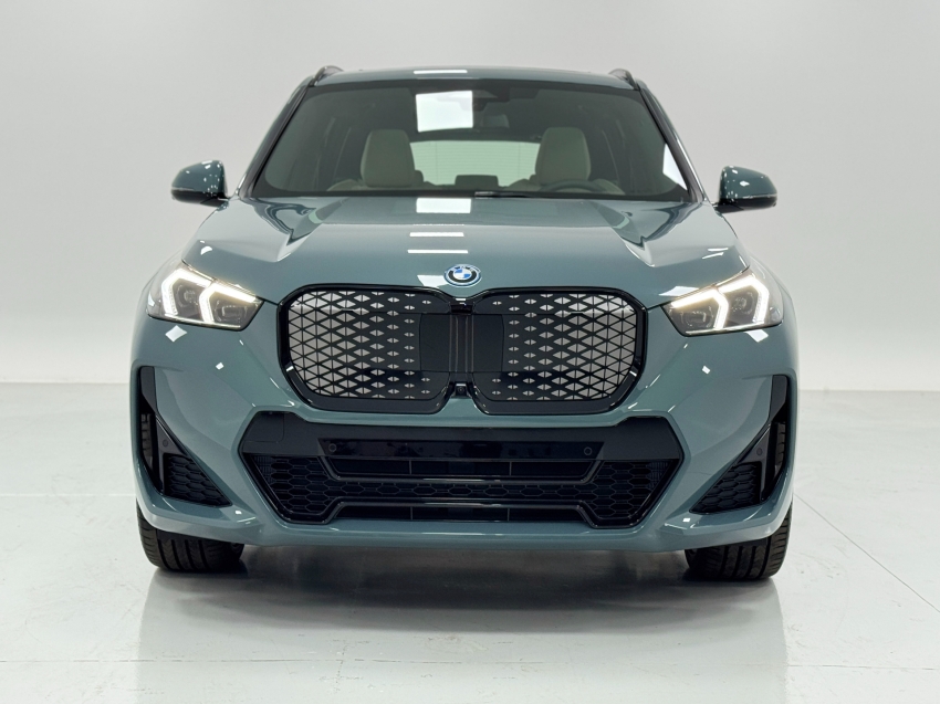 bmw ix1 eletrico xdrive30 m sport 2.0 4p automatico 2025