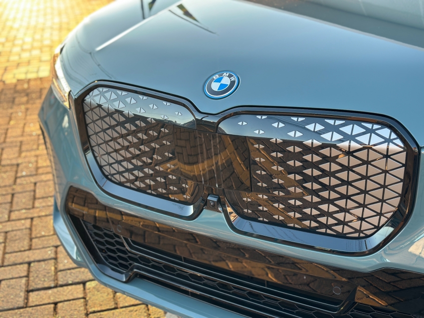 bmw ix1 eletrico xdrive30 m sport 2.0 4p automatico 2025
