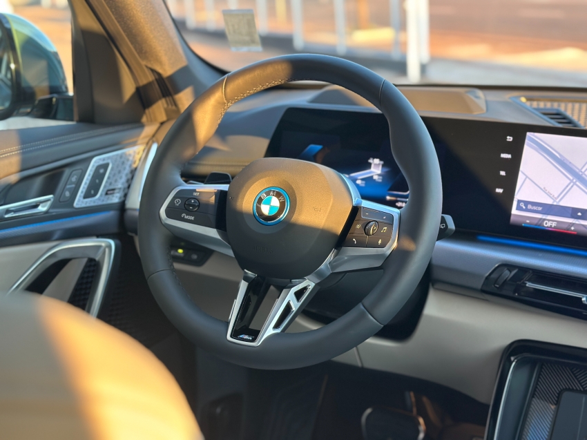 bmw ix1 eletrico xdrive30 m sport 2.0 4p automatico 2025