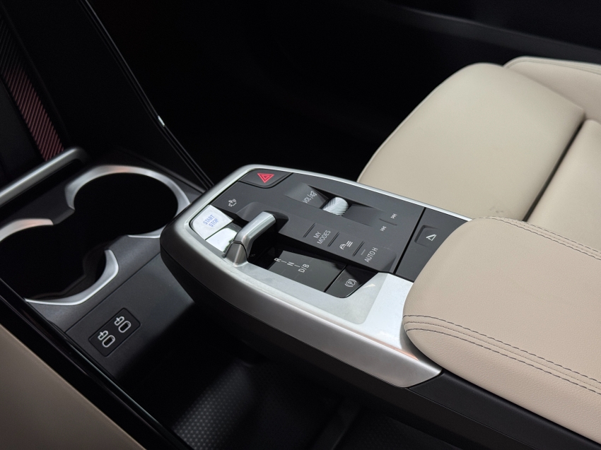 bmw ix1 eletrico xdrive30 m sport 2.0 4p automatico 2025
