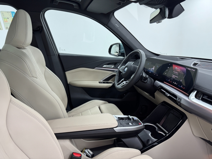 bmw ix1 eletrico xdrive30 m sport 2.0 4p automatico 2025